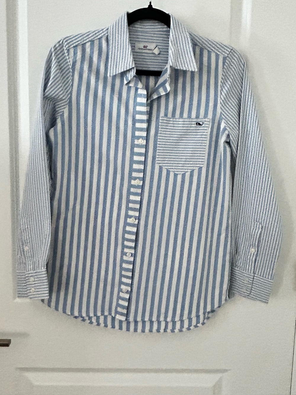 Women’s Vineyard Vines Blue & White Striped Button-Down Shirt Size 0